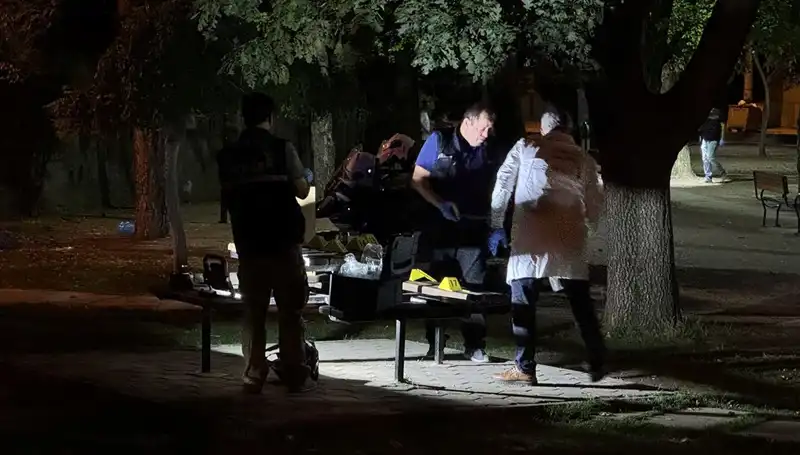 Husumet Kanlı Sonuçlandı: Bir Kişi Hayatını Kaybetti, İki Kişi Yaralandı