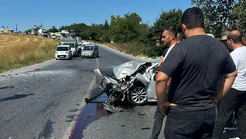 İstanbul’da Caddelerde Yaşanan Feci Kaza: Kalp Krizi Otobüse Çarptırdı