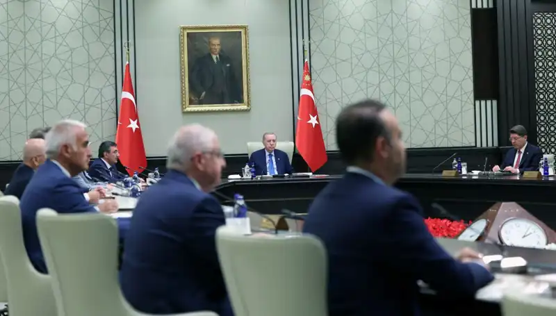 Kabine Toplantısında Beklenen Kararlar: Ülkeyi Neler Bekliyor?