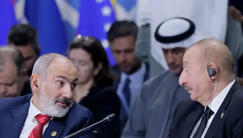 Aliyev ve Paşinyan, Barış Görüşmeleri İçin Kıran Kırana Toplanıyor