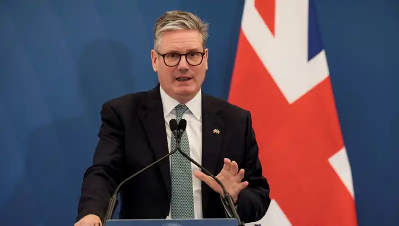 İngiltere Başbakanı Starmer, Hükümette Önemli Değişikliklere Giderek David Lammy'yi Yardımcı Olarak Atadı