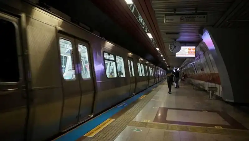 İstanbul'un Kalbinde Yeni İstasyonlar: Taksim ve Şişhane Açıldı